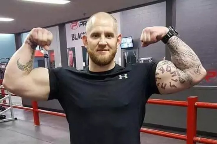 Foto do criminoso Jody Matthew Burke que se declarou mulher e foi para presídio feminino no Quebec