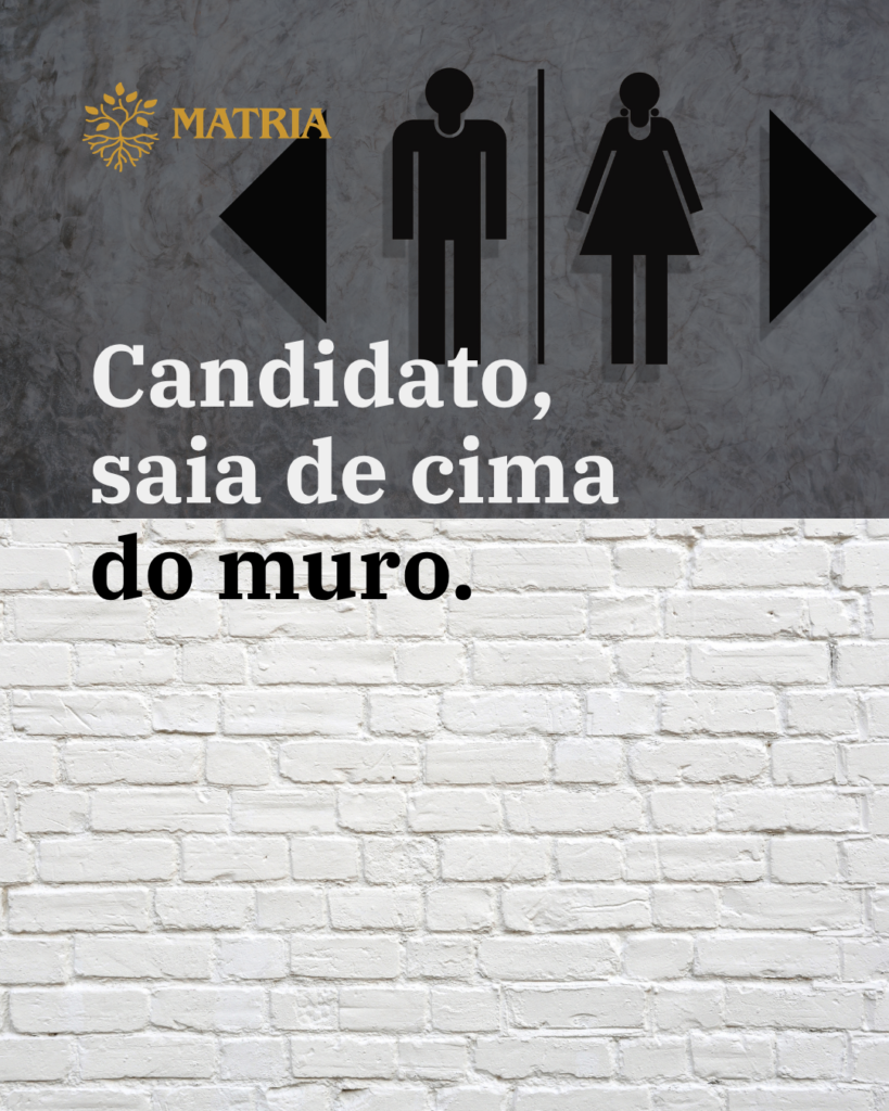 Saia de cima do muro sobre banheiros femininos